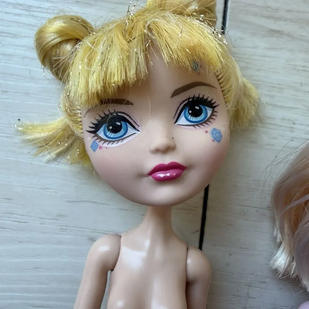 Ever After High Bunny Blanc & Blondie Lockes Dolls No Clothes G1 2012